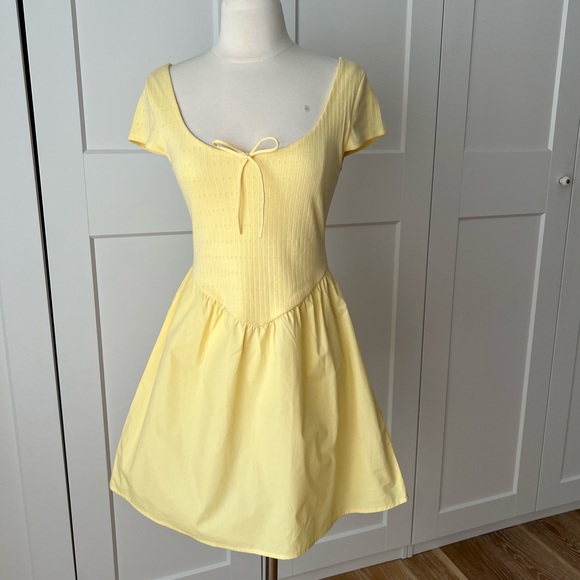 Derek Heart Dropped Waist Yellow Mini Dress sz. M - Juniors - Picture 1 of 9
